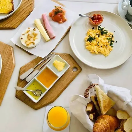 Guest house Ac-armazens Cogumbreiro 3*