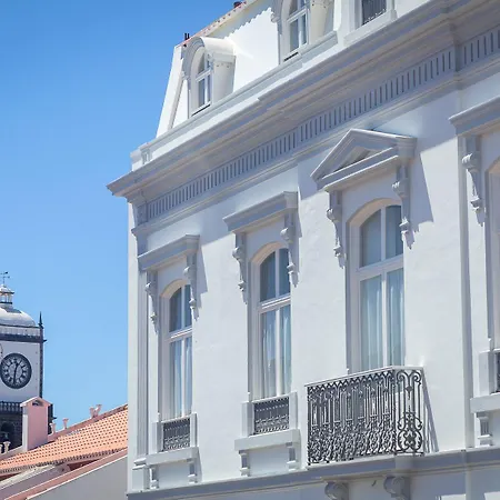 Ac-armazens Cogumbreiro Ponta Delgada (Sao Miguel)