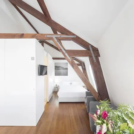 Ac-armazens Cogumbreiro Guest house