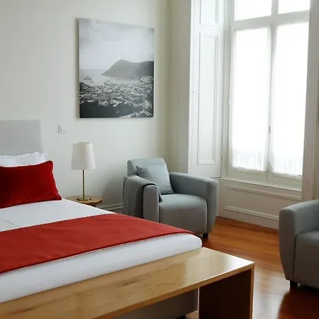 Guest house Ac-armazens Cogumbreiro