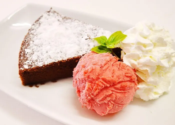 Ac-armazens Cogumbreiro 3*