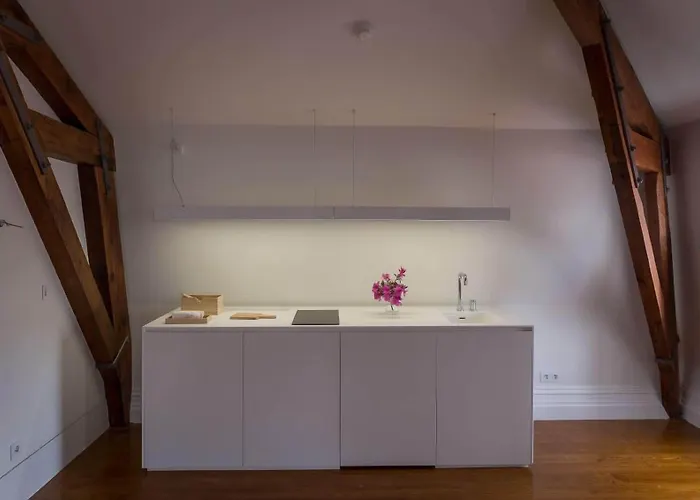 Ac-armazens Cogumbreiro Guest house